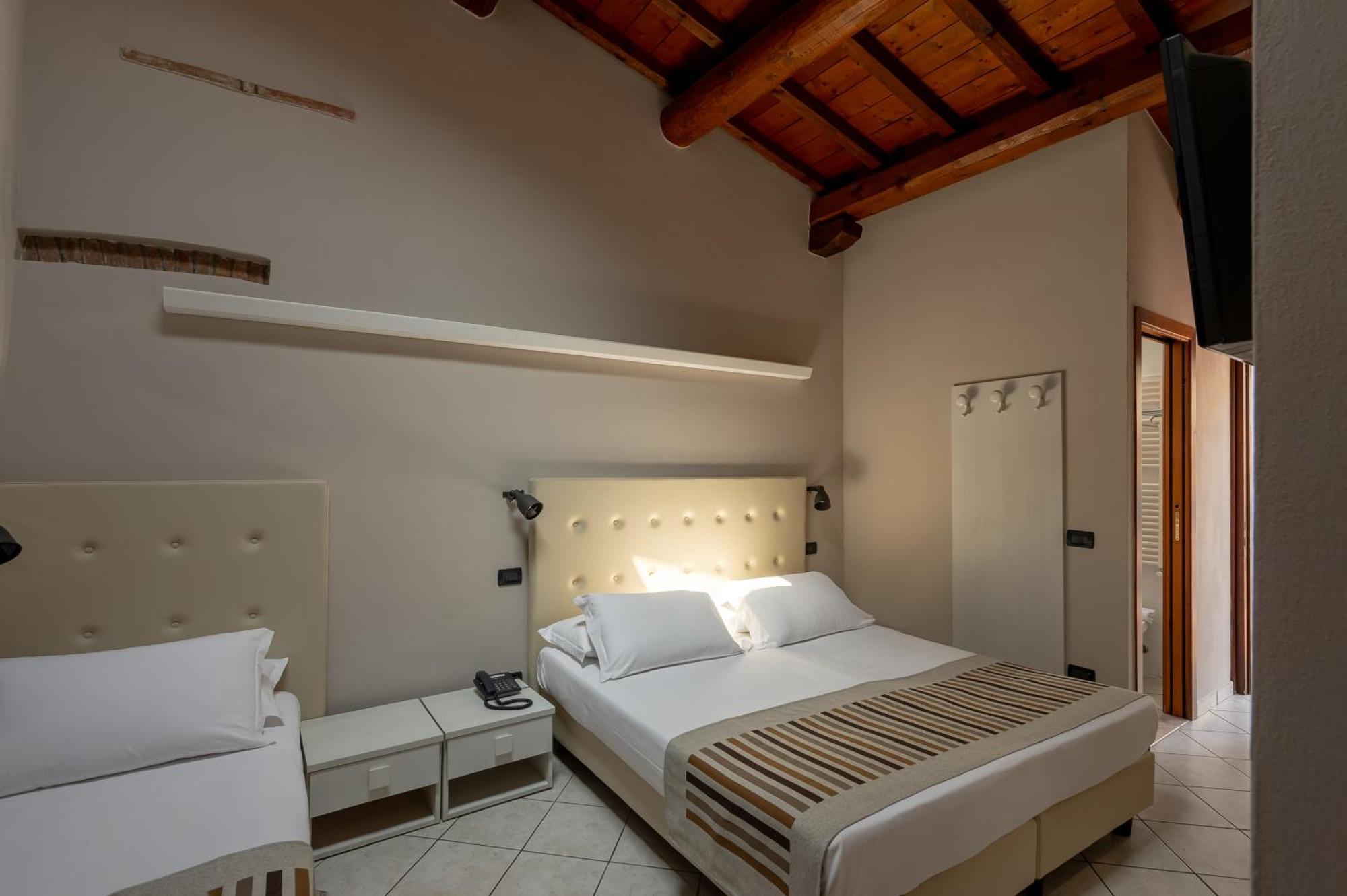 Antico Residence มานโตวา ภายนอก รูปภาพ